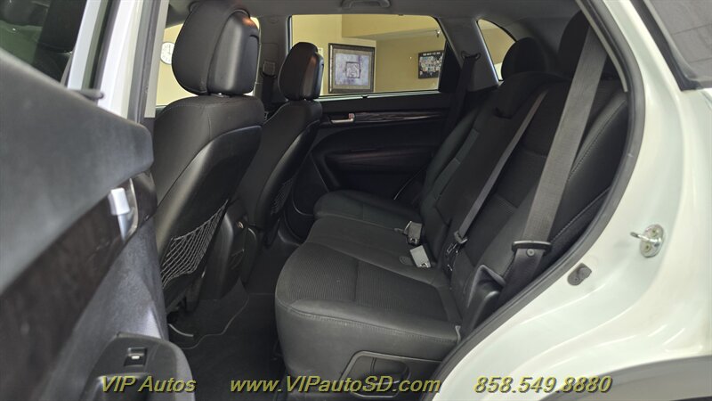 2014 Kia Sorento LX - Photo 17 - San Diego, CA 92126