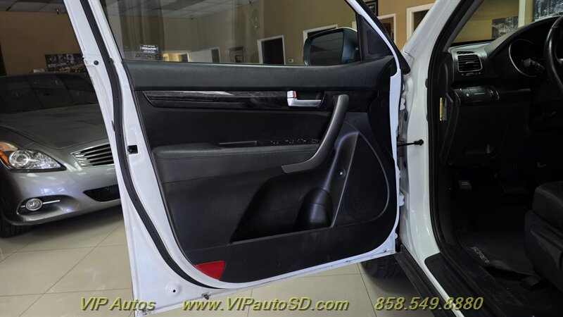 2014 Kia Sorento LX - Photo 11 - San Diego, CA 92126