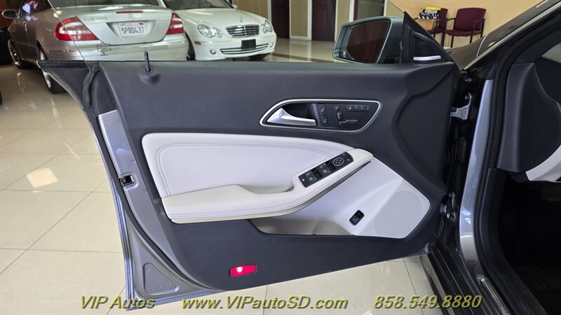 2015 Mercedes-Benz CLA CLA 250 - Photo 9 - San Diego, CA 92126
