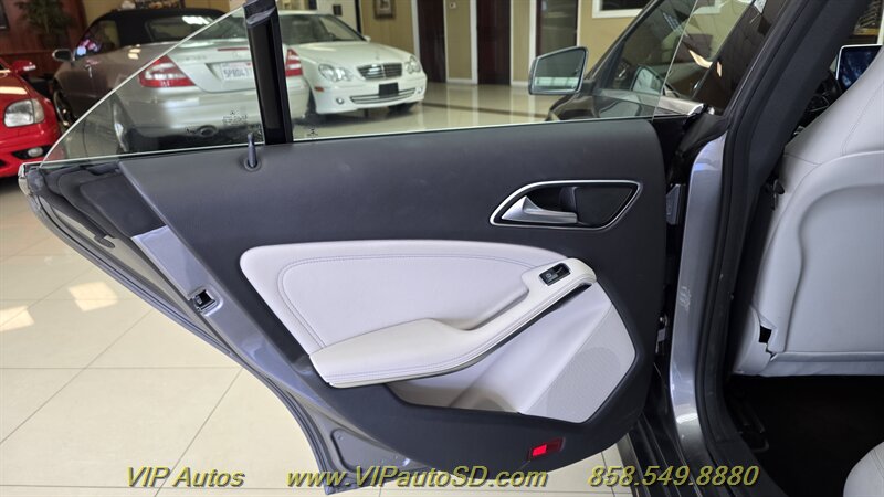 2015 Mercedes-Benz CLA CLA 250 - Photo 11 - San Diego, CA 92126