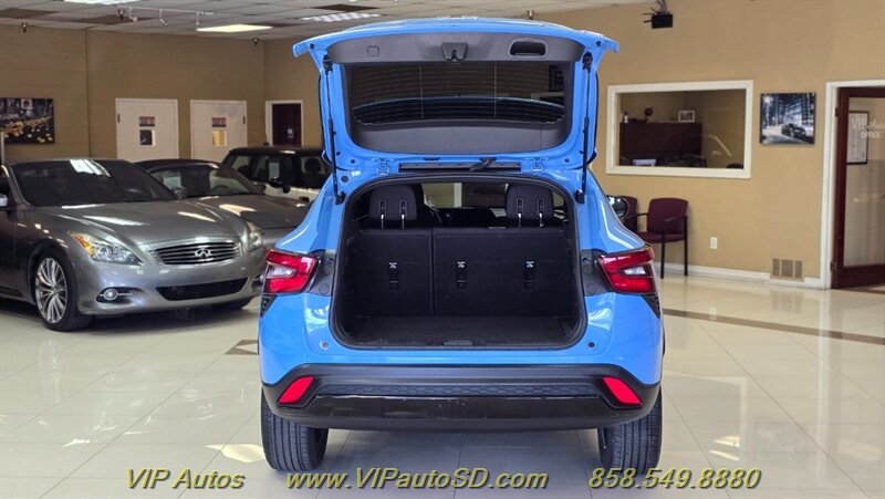 2024 Chevrolet Trax RS - Photo 9 - San Diego, CA 92126