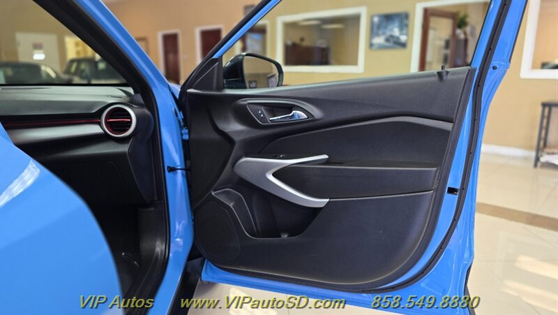 2024 Chevrolet Trax RS - Photo 11 - San Diego, CA 92126