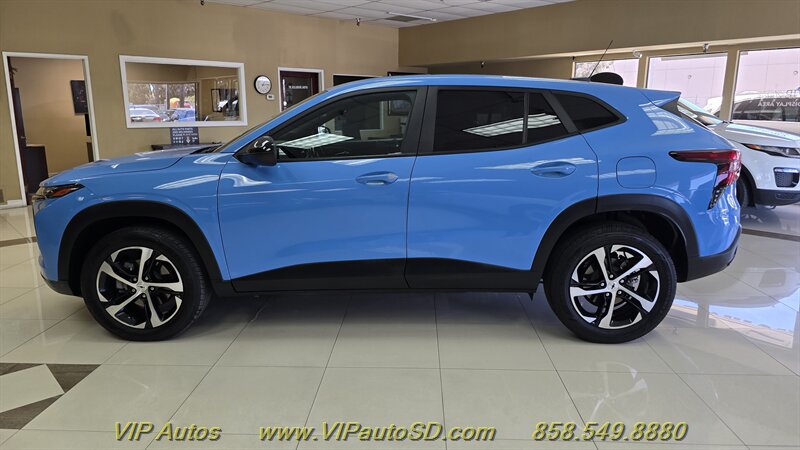 2024 Chevrolet Trax RS - Photo 6 - San Diego, CA 92126