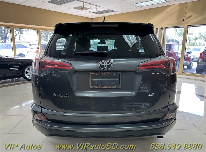 2018 Toyota RAV4 LE - Photo 3 - San Diego, CA 92126