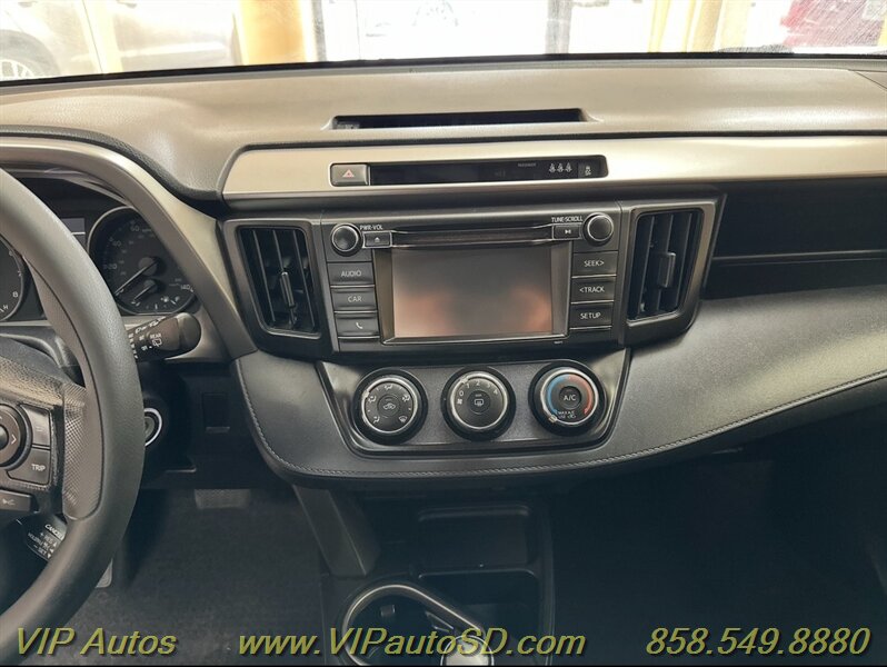 2018 Toyota RAV4 LE - Photo 6 - San Diego, CA 92126