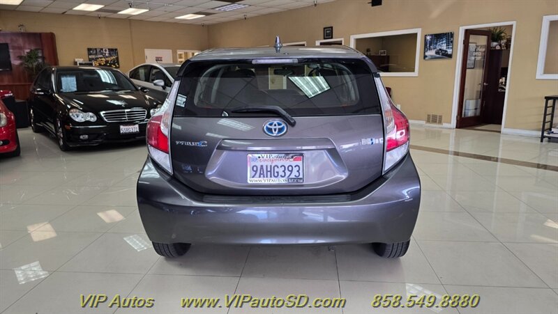 2016 Toyota Prius c Two - Photo 8 - San Diego, CA 92126