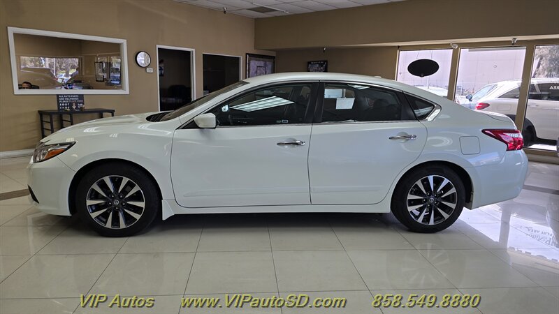 2017 Nissan Altima 2.5 SV - Photo 6 - San Diego, CA 92126