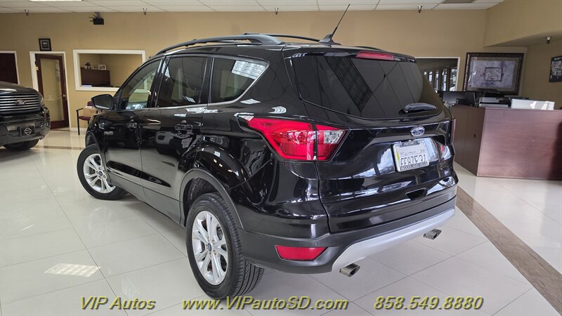 2019 Ford Escape SEL - Photo 3 - San Diego, CA 92126