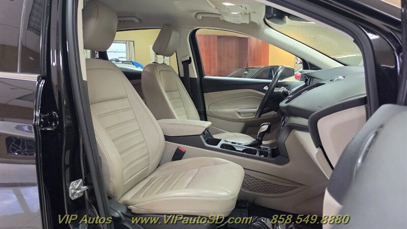 2019 Ford Escape SEL - Photo 16 - San Diego, CA 92126