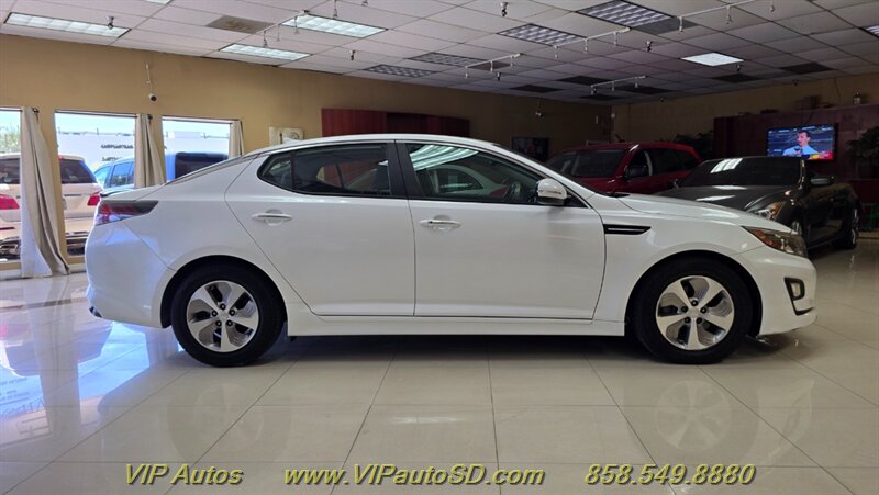 2016 Kia Optima Hybrid - Photo 5 - San Diego, CA 92126