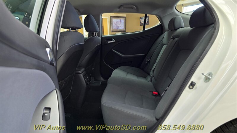 2016 Kia Optima Hybrid - Photo 17 - San Diego, CA 92126