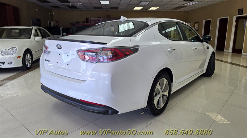 2016 Kia Optima Hybrid - Photo 4 - San Diego, CA 92126
