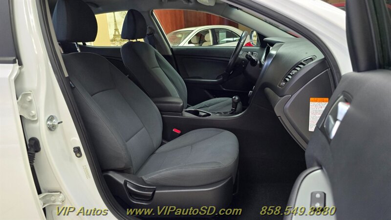 2016 Kia Optima Hybrid - Photo 16 - San Diego, CA 92126