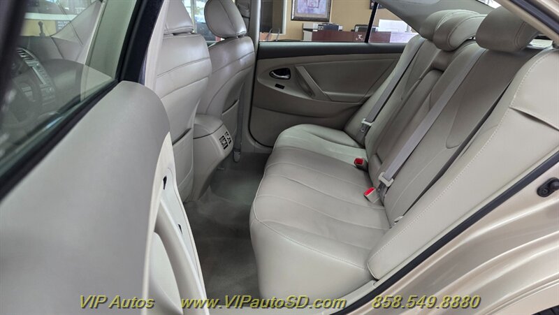 2007 Toyota Camry Hybrid - Photo 17 - San Diego, CA 92126