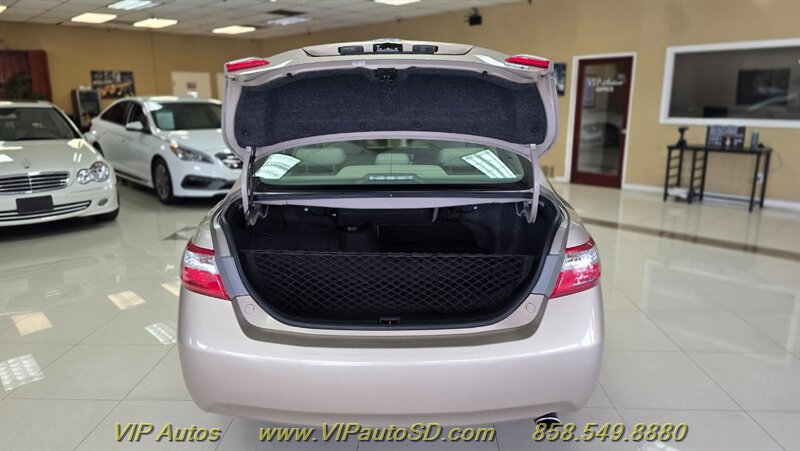 2007 Toyota Camry Hybrid - Photo 9 - San Diego, CA 92126