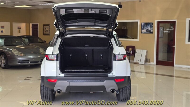 2018 Land Rover Range Rover Evoque SE Premium - Photo 9 - San Diego, CA 92126