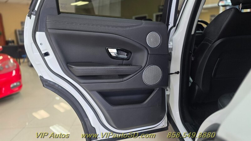 2018 Land Rover Range Rover Evoque SE Premium - Photo 13 - San Diego, CA 92126