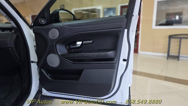 2018 Land Rover Range Rover Evoque SE Premium - Photo 12 - San Diego, CA 92126