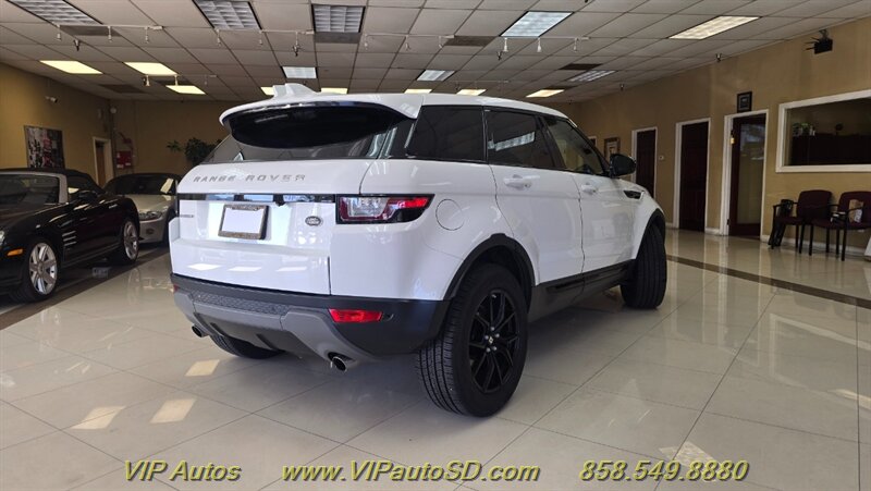 2018 Land Rover Range Rover Evoque SE Premium - Photo 4 - San Diego, CA 92126