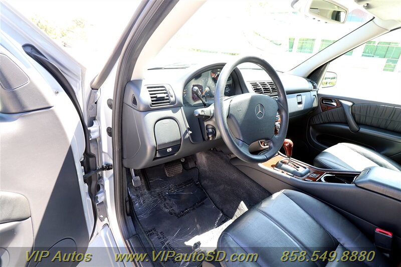 2004 Mercedes-Benz ML 500 Premium - Photo 13 - San Diego, CA 92126