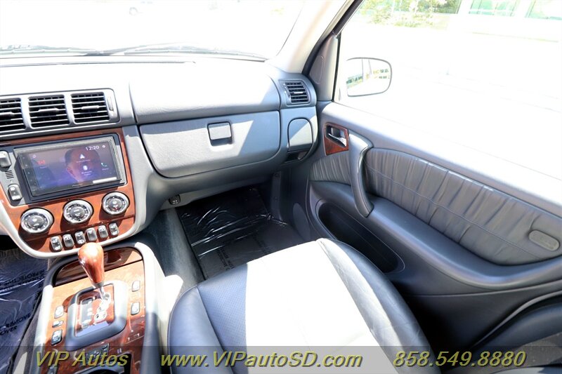 2004 Mercedes-Benz ML 500 Premium - Photo 11 - San Diego, CA 92126