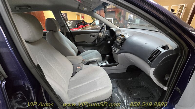 2010 Hyundai ELANTRA SE - Photo 14 - San Diego, CA 92126
