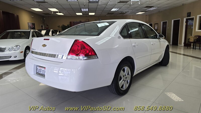 2006 Chevrolet Impala LT - Photo 4 - San Diego, CA 92126