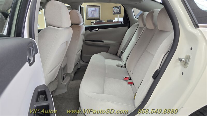 2006 Chevrolet Impala LT - Photo 17 - San Diego, CA 92126
