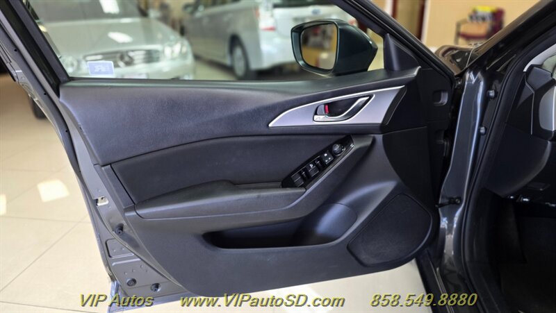 2018 Mazda Mazda3 Sport - Photo 11 - San Diego, CA 92126