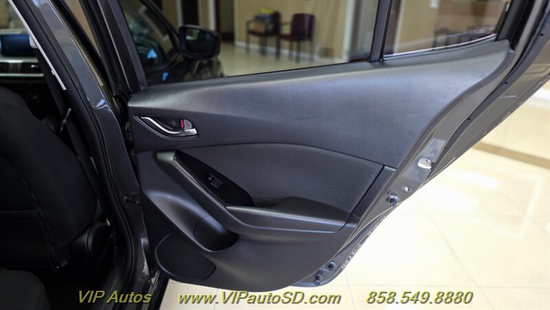 2018 Mazda Mazda3 Sport - Photo 14 - San Diego, CA 92126