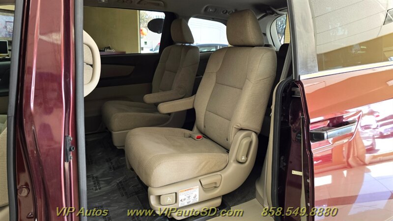 2012 Honda Odyssey LX - Photo 14 - San Diego, CA 92126