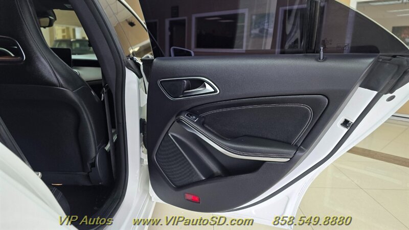 2019 Mercedes-Benz CLA CLA 250 - Photo 13 - San Diego, CA 92126