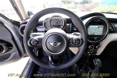 2015 MINI Hardtop 4 Door Cooper S   - Photo 16 - San Diego, CA 92104