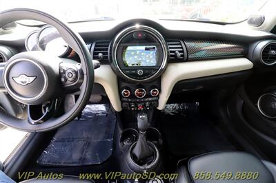 2015 MINI Hardtop 4 Door Cooper S   - Photo 18 - San Diego, CA 92104