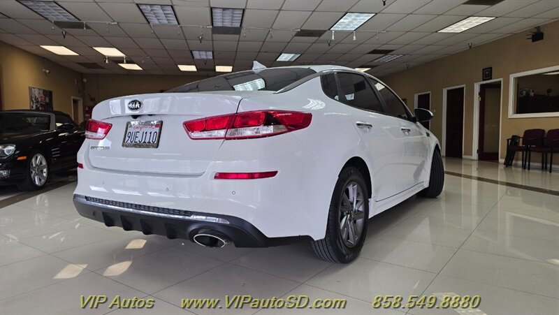 2020 Kia Optima S - Photo 4 - San Diego, CA 92126