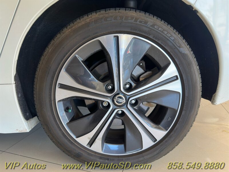 2018 Nissan LEAF SL - Photo 10 - San Diego, CA 92126