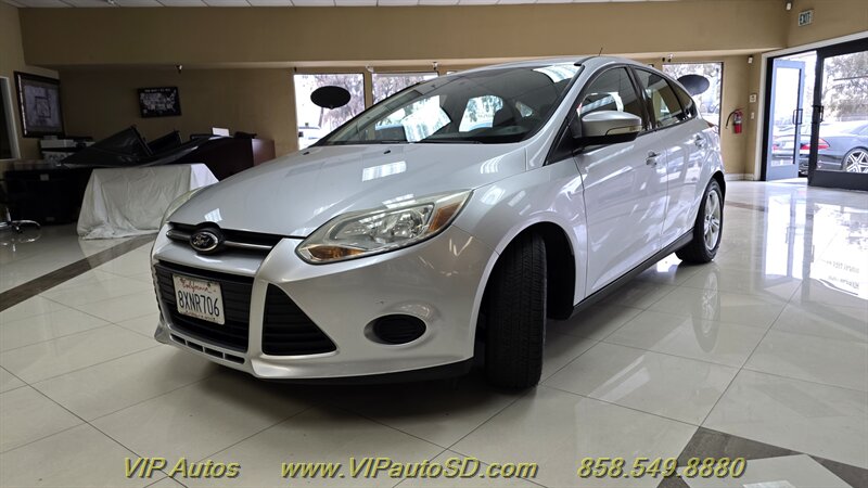 2014 Ford Focus SE - Photo 2 - San Diego, CA 92126