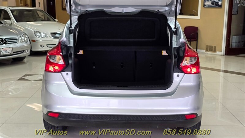 2014 Ford Focus SE - Photo 10 - San Diego, CA 92126