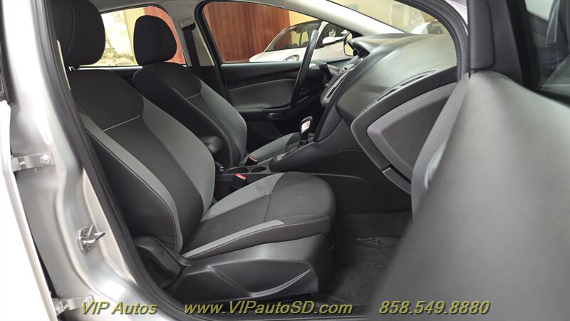 2014 Ford Focus SE - Photo 16 - San Diego, CA 92126