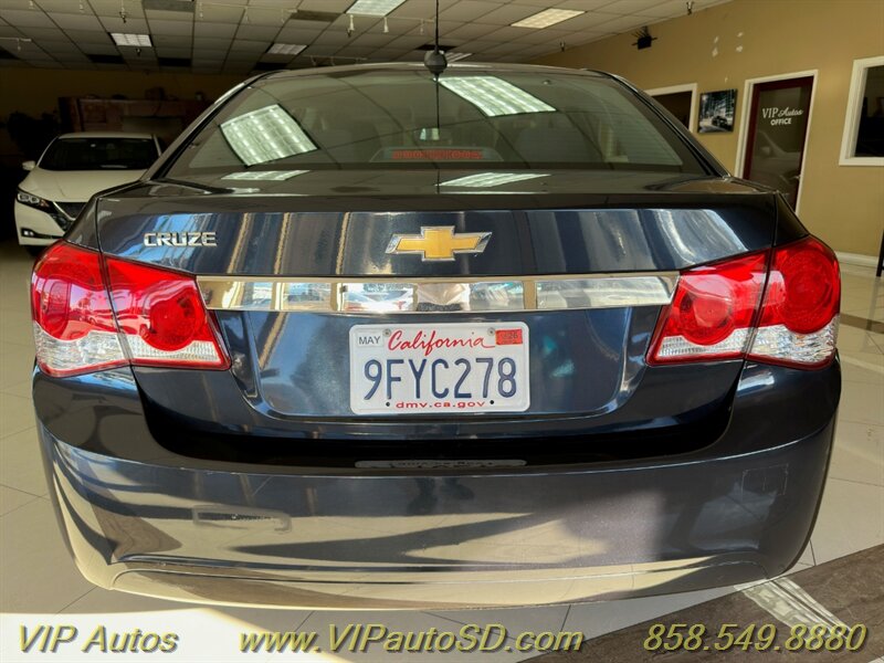 2016 Chevrolet Cruze Limited LS Auto - Photo 4 - San Diego, CA 92126