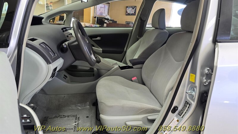 2010 Toyota Prius II - Photo 13 - San Diego, CA 92126