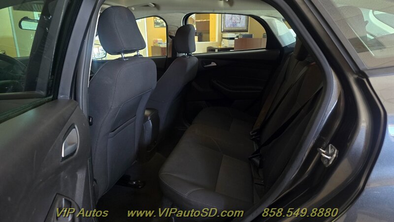 2015 Ford Focus SE - Photo 16 - San Diego, CA 92126