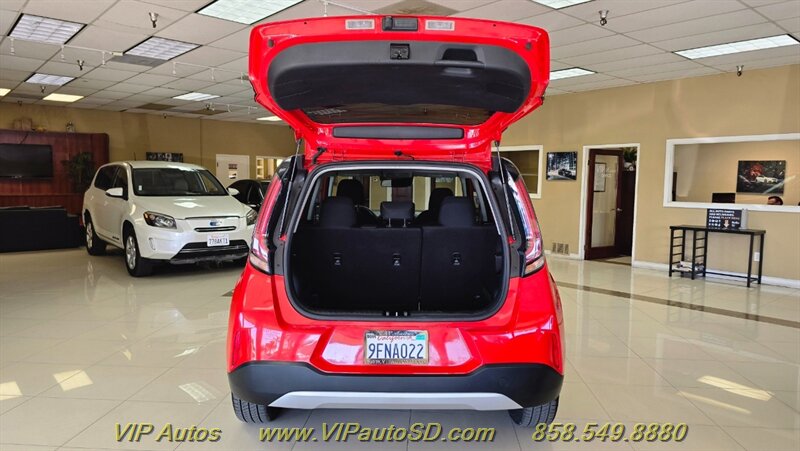 2023 Kia Soul LX - Photo 10 - San Diego, CA 92126