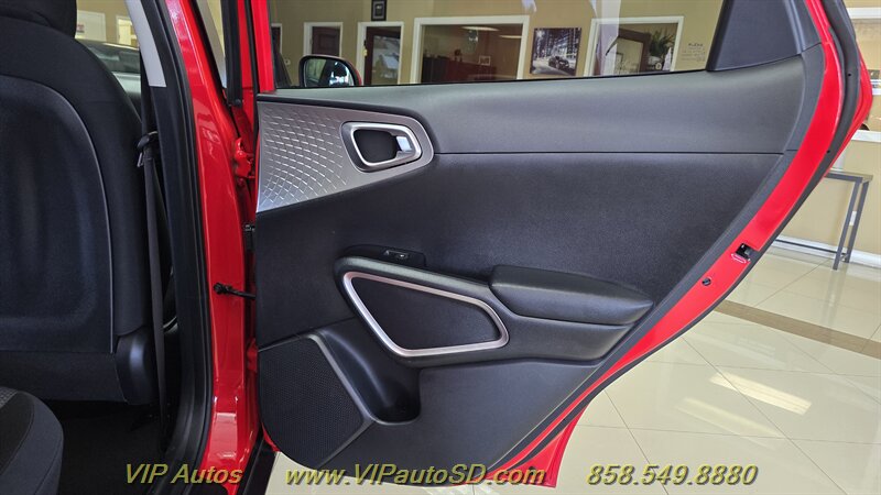 2023 Kia Soul LX - Photo 14 - San Diego, CA 92126