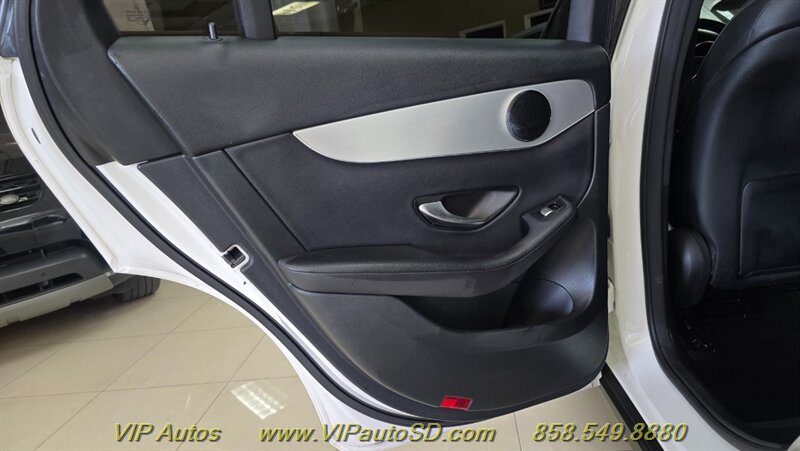 2019 Mercedes-Benz GLC GLC 300 4MATIC - Photo 14 - San Diego, CA 92126