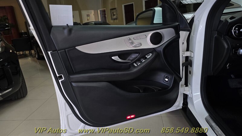 2019 Mercedes-Benz GLC GLC 300 4MATIC - Photo 11 - San Diego, CA 92126