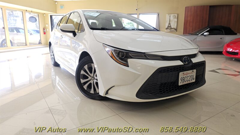 2022 Toyota Corolla Hybrid LE   - Photo 1 - San Diego, CA 92126
