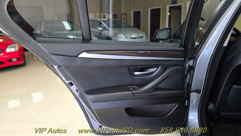 2012 BMW 5 Series 528i - Photo 14 - San Diego, CA 92126