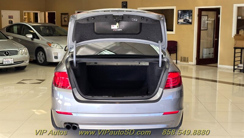2012 BMW 5 Series 528i - Photo 10 - San Diego, CA 92126