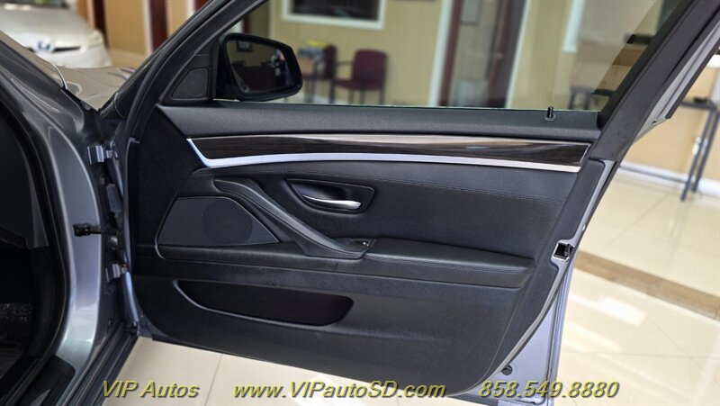 2012 BMW 5 Series 528i - Photo 13 - San Diego, CA 92126